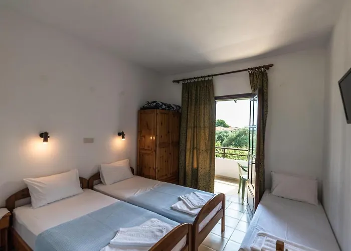 Olive And * 斯卡拉伯塔麦斯